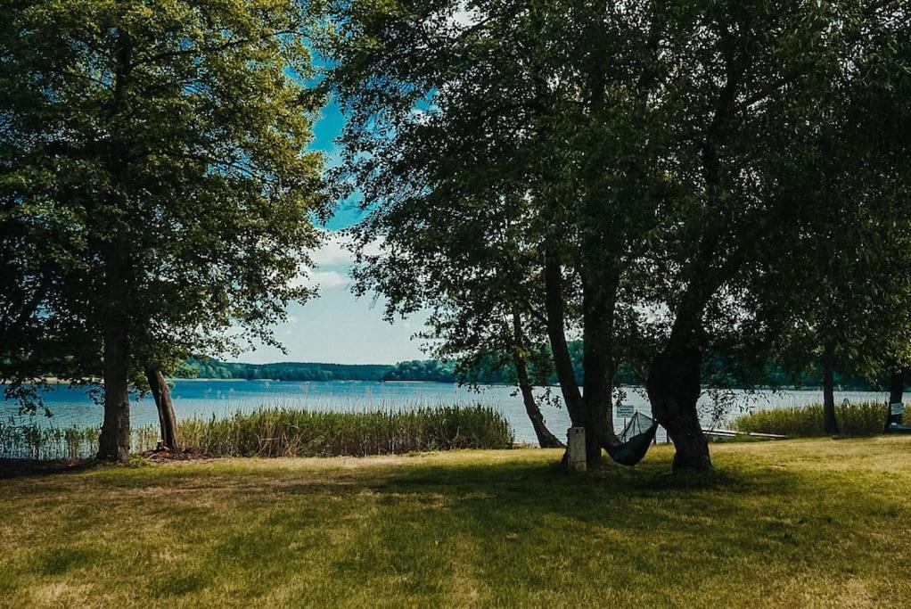 Ferienzimmer Direkt Am See Priepert Екстер'єр фото